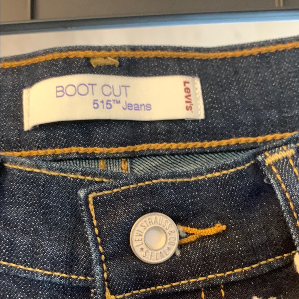 Levi's 515 Bootcut Women's Jeans Size 6 Short - MID-Rise - Picture 6 of 14